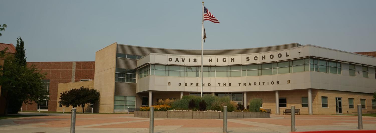 The now famous graduates of Davis High School – The Dart